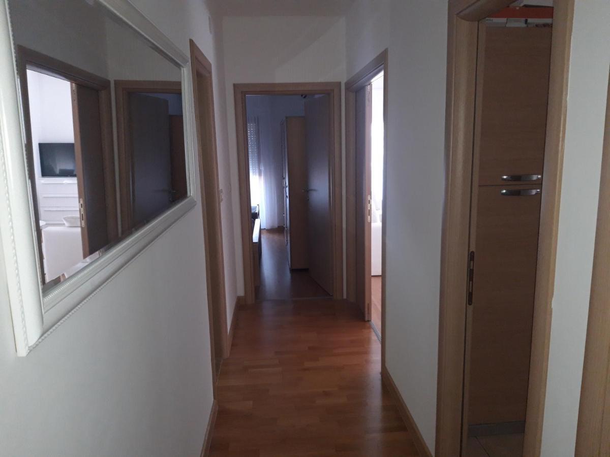 Marys Home Apartment Medugorje Eksteriør bilde